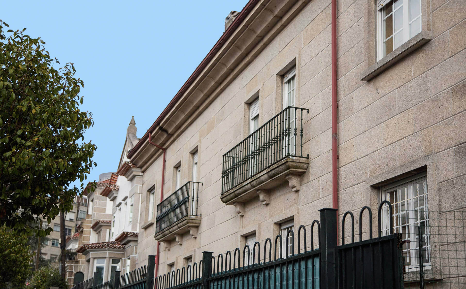 www.residenciarosaleda.com